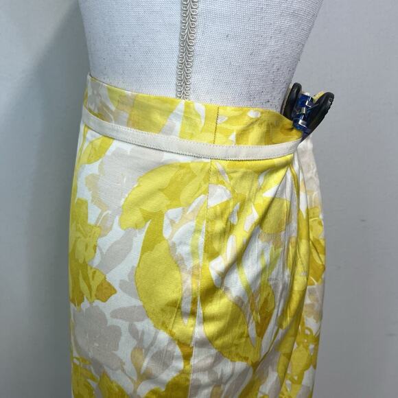 Banana Republic Skirt size 2 Yellow Floral Straight Pencil Knee Wedding Church - Picture 5 of 8